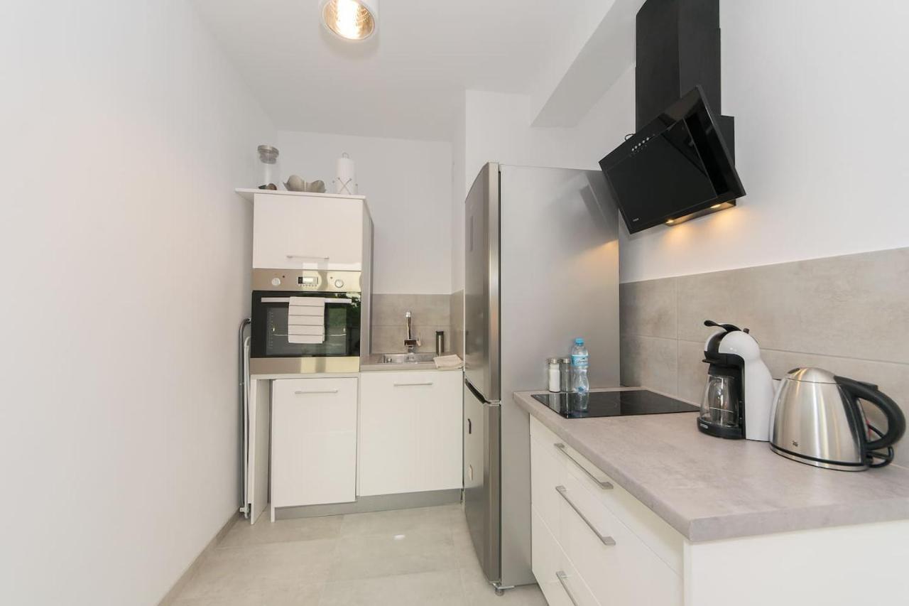 Apartament Cosy Studio With Private Garage P4You Pl Kraków Zewnętrze zdjęcie